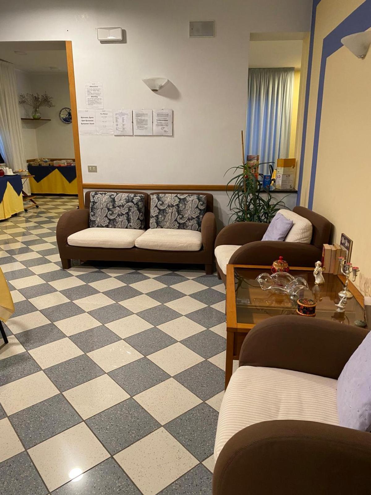 Hotel Ferrara Chianciano Terme Luaran gambar