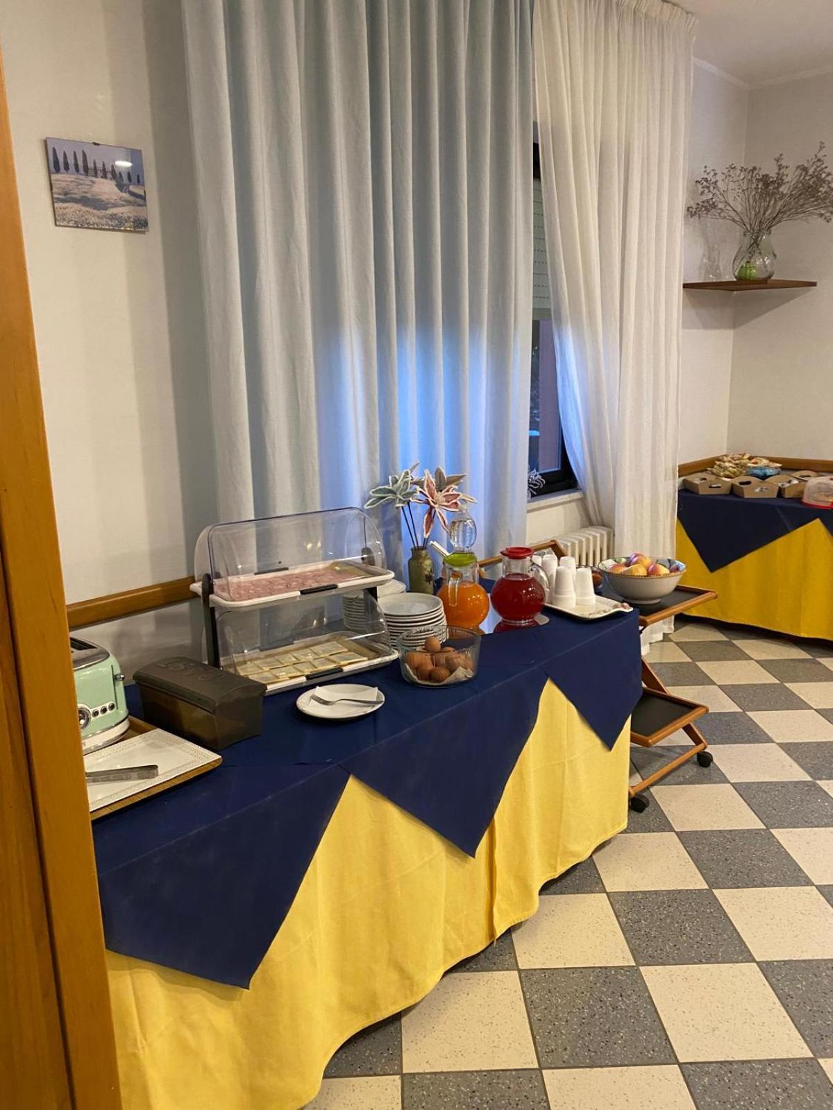 Hotel Ferrara Chianciano Terme Luaran gambar